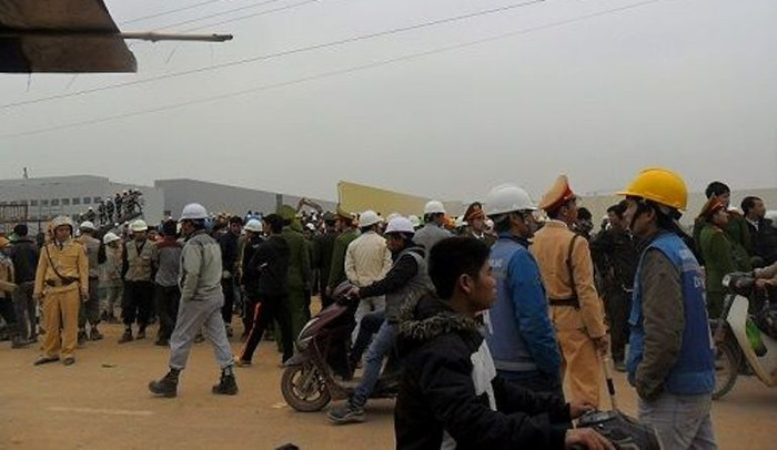 Khu vực trước nhà máy sáng ngày 9/1. Khu vực trước nhà máy sáng ngày 9/1.