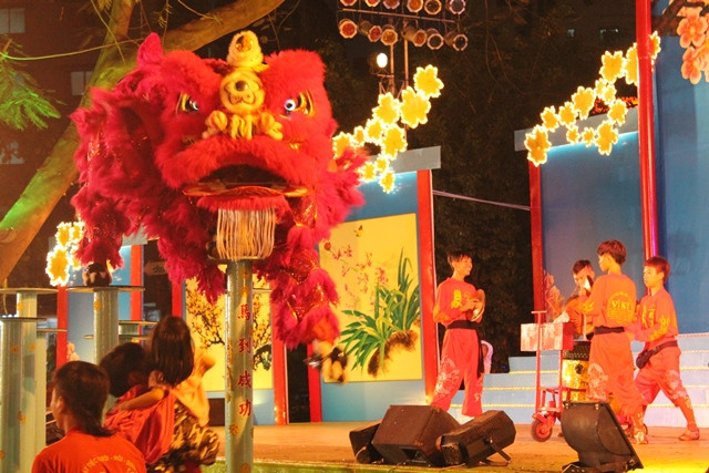 ....Và những màn múa Lân Sư Rồng sôi động