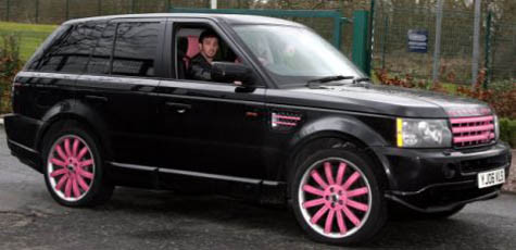 Chiếc xe độc nhưng gây ngứa mắt của Ireland Chiếc xe độc nhưng gây ngứa mắt của Ireland