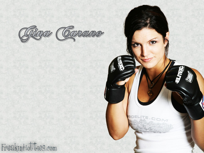 Tay đấm thép Gina Carano không chỉ gợi lên vẻ mạnh mẽ mà còn là cả nét quyến rũ