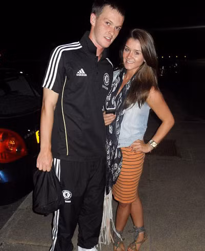 Sao trẻ của Chels cùng bạn gái. Sao trẻ của Chels cùng bạn gái.