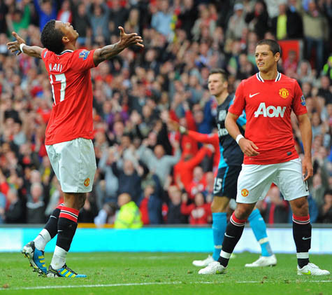 Quỷ đỏ được một phen làm các fan nức lòng.