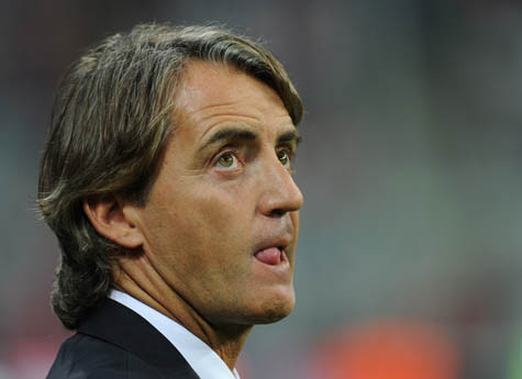 Mancini và Tevez, chưa rõ ai đúng ai sai Mancini và Tevez, chưa rõ ai đúng ai sai