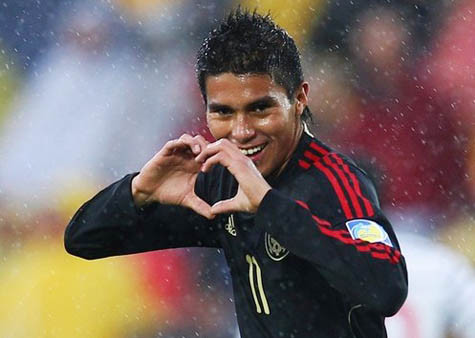 Ulises Davila, một 'Hạt đậu nhỏ' phiên bản mới. Ulises Davila, một 'Hạt đậu nhỏ' phiên bản mới.