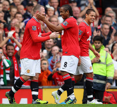 Niềm vui nối tiếp niềm vui đến với Rooney