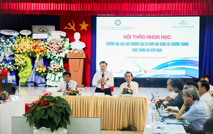 Hội thảo khoa học: “Trường Đại học địa phương sau 25 năm xây dựng và trưởng thành: Thực trạng và kiến nghị”. Hội thảo khoa học: “Trường Đại học địa phương sau 25 năm xây dựng và trưởng thành: Thực trạng và kiến nghị”.
