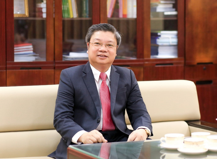 Phó Giáo sư, Tiến sĩ Bùi Văn Dũng – Hiệu trưởng Trường Đại học Hồng Đức. Ảnh: NVCC Phó Giáo sư, Tiến sĩ Bùi Văn Dũng – Hiệu trưởng Trường Đại học Hồng Đức. Ảnh: NVCC