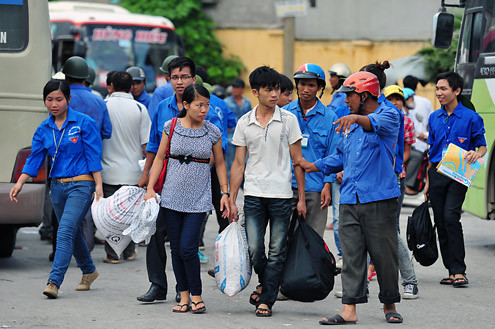 Tiếp sức mùa thi tại các bến xe Tiếp sức mùa thi tại các bến xe