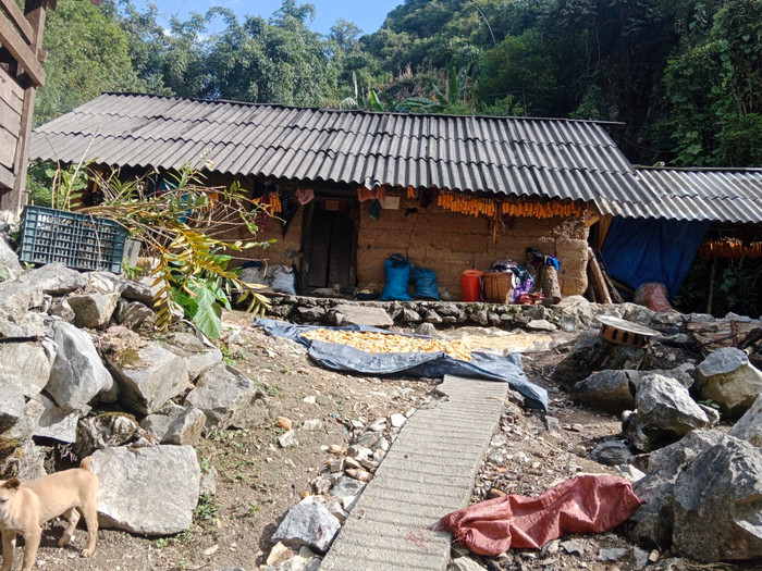 Người dân ở quê anh Vấn còn nhiều hộ nghèo. (Ảnh: NVCC) Người dân ở quê anh Vấn còn nhiều hộ nghèo. (Ảnh: NVCC)