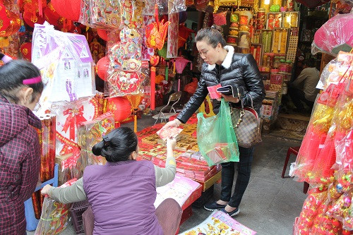 Bao lì xì là một thứ không thể thiếu trong dịp tết