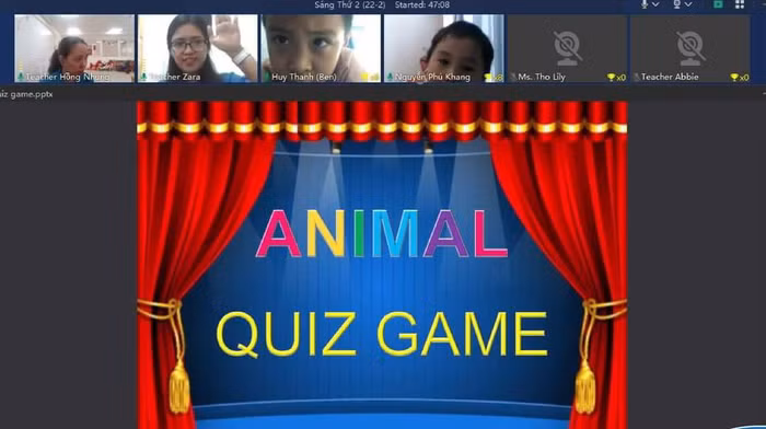 Trường học cần được hỗ trợ về phần mềm dạy học cũng như kho học liệu trong dạy học trực tuyến (Ảnh: Trường ICS)