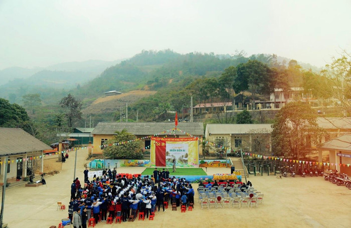 Chương trình &quot;Xuân ngời miền biên ải&quot; được tổ chức tại xã Khánh Xuân - một xã nghèo của huyện Bảo Lạc, tỉnh Cao Bằng (Ảnh: Junko Đà Nẵng)