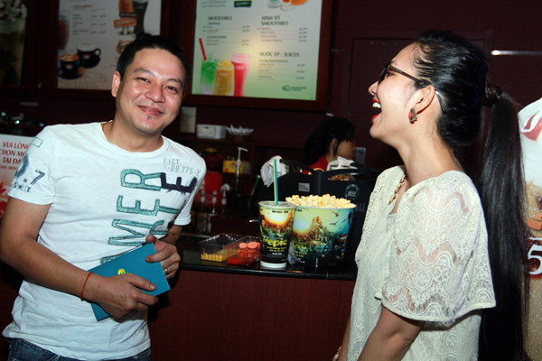 Người yêu của Kim Hiền là người làm công việc liên quan đến truyền thông, hơn cô 5 tuổi và là Việt kiều Mỹ Người yêu của Kim Hiền là người làm công việc liên quan đến truyền thông, hơn cô 5 tuổi và là Việt kiều Mỹ