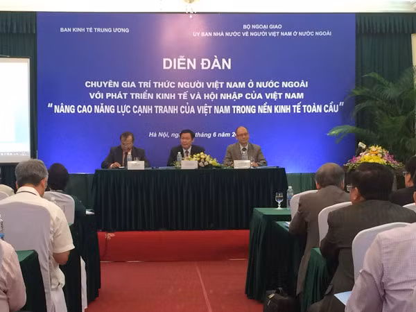 Diễn đàn có sự tham gia của đông đảo chuyên gia, trí thức là Việt kiều