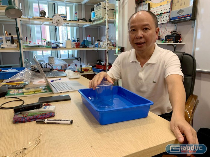 Thầy Mai Văn Túc, giáo viên Vật Lý, Trường Trung học phổ thông Chuyên Khoa học Tự nhiên (Đại học Quốc gia Hà Nội). Ảnh: T.D. mai văn túc.jpg