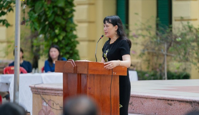 Tiến sĩ Nguyễn Bội Quỳnh, Bí thư chi bộ, Hiệu trưởng Trường Trung học phổ thông Việt Đức (quận Hoàn Kiếm, Hà Nội). Ảnh: NVCC. cô quỳnh vđ.jpg
