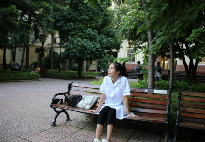 Vượt lên nghịch cảnh, Hương Giang đang nỗ lực trở thành bác sĩ giỏi trong tương lai (Ảnh: Nhân vật cung cấp) Vượt lên nghịch cảnh, Hương Giang đang nỗ lực trở thành bác sĩ giỏi trong tương lai (Ảnh: Nhân vật cung cấp)