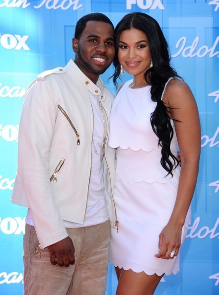 Tuy nhiên, Jordin gần đây hé lộ với Today show, cô vẫn đeo nhẫn trắng, nhưng không chắc “chuyện gì sẽ xảy ra trong vòng vài tháng tới”. Nữ ca sỹ hiện đang hẹn hò với Jason Derulo. Tuy nhiên, Jordin gần đây hé lộ với Today show, cô vẫn đeo nhẫn trắng, nhưng không chắc “chuyện gì sẽ xảy ra trong vòng vài tháng tới”. Nữ ca sỹ hiện đang hẹn hò với Jason Derulo.