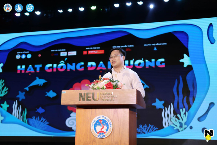Anh Trần Quang Hưng - Phó chủ tịch Trung ương Hội Sinh viên Việt Nam phát biểu chúc mừng. (Ảnh:NTCC) Anh Trần Quang Hưng - Phó chủ tịch Trung ương Hội Sinh viên Việt Nam phát biểu chúc mừng. (Ảnh:NTCC)