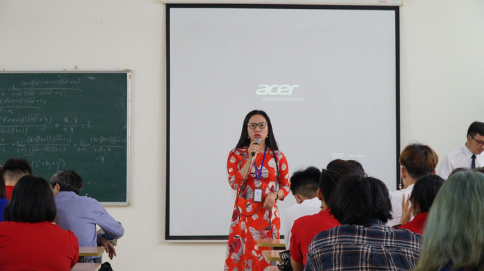 Sinh viên Trường Đại học Hòa Bình vừa được đào tạo kiến thức cơ sở ngành, kiến thức ngành, kiến thức chuyên sâu ngành, vừa được tạo điều kiện thực hành tại doanh nghiệp. (Ảnh: NTCC) Sinh viên Trường Đại học Hòa Bình vừa được đào tạo kiến thức cơ sở ngành, kiến thức ngành, kiến thức chuyên sâu ngành, vừa được tạo điều kiện thực hành tại doanh nghiệp. (Ảnh: NTCC)