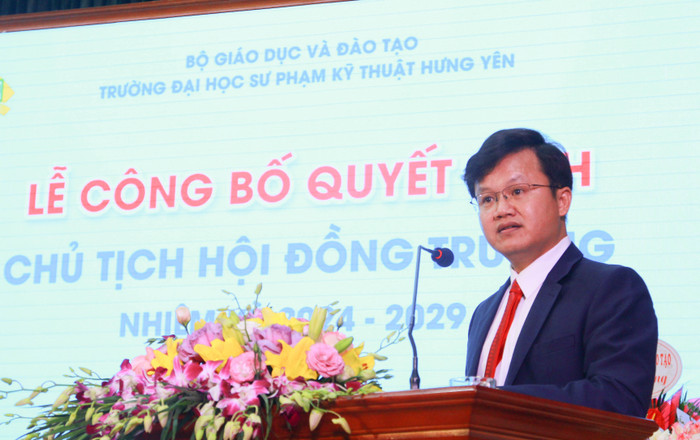 PGS.TS Chu Văn Tuấn - Chủ tịch Hội đồng trường Trường Đại học Sư phạm Kỹ thuật Hưng Yên. (Ảnh: Mạnh Đoàn) hoi-dong-truong-dai-hoc-su-pham-ky-thuat-hung-yen (7).jpg