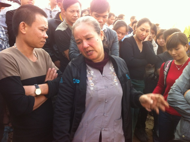 Bà Vân khẳng định là khoảng 14h30 cùng ngày sẽ tìm được xác. (Ảnh: ĐSPL) Bà Vân khẳng định là khoảng 14h30 cùng ngày sẽ tìm được xác. (Ảnh: ĐSPL)