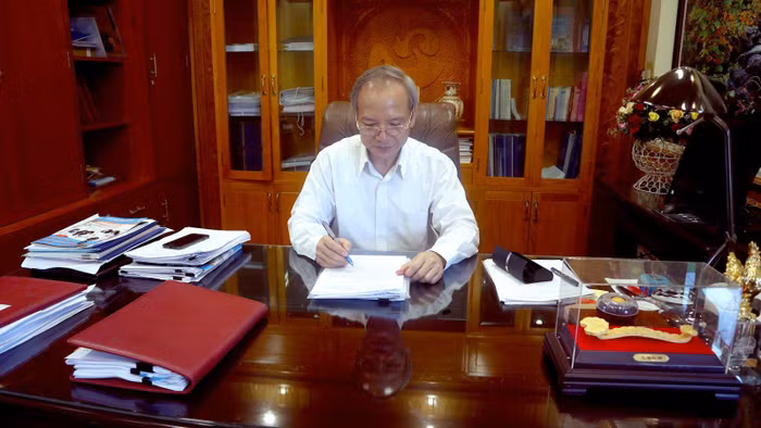 Nhà giáo ưu tú Trần Xuân Hưng - nguyên Giám đốc Sở Giáo dục và Đào tạo tỉnh Yên Bái. (Ảnh: Sở Giáo dục và Đào tạo tỉnh Yên Bái) Nhà giáo ưu tú Trần Xuân Hưng - nguyên Giám đốc Sở Giáo dục và Đào tạo tỉnh Yên Bái. (Ảnh: Sở Giáo dục và Đào tạo tỉnh Yên Bái)