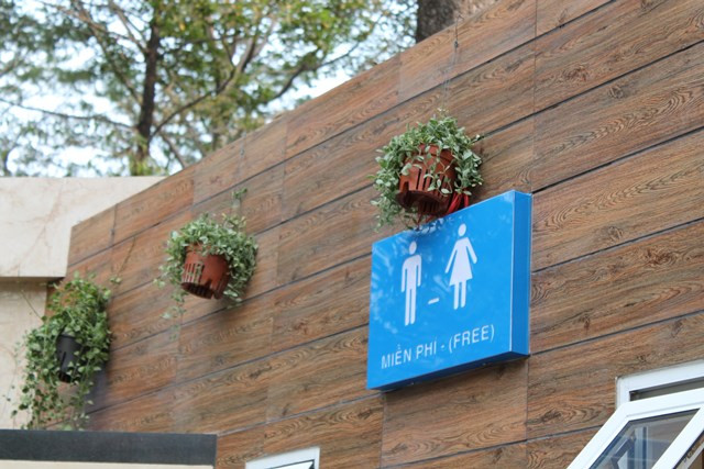 Người dân được sử dụng nhà vệ sinh đạt chuẩn 4 - 5 hoàn toàn miễn phí