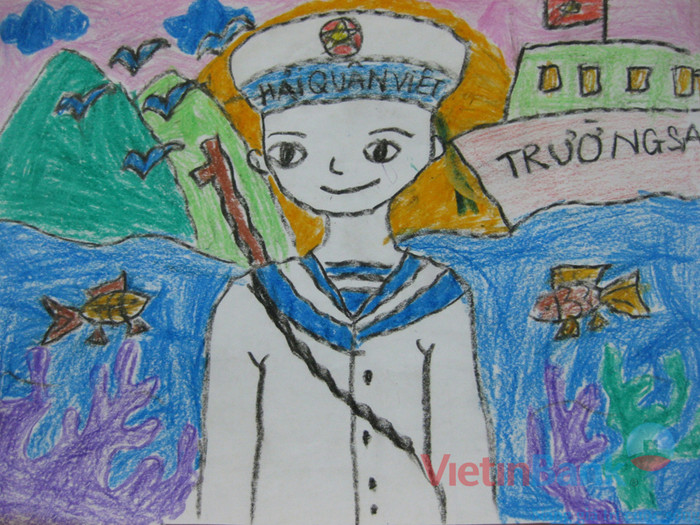 Ước mơ của em là được trở thành chú hải quan