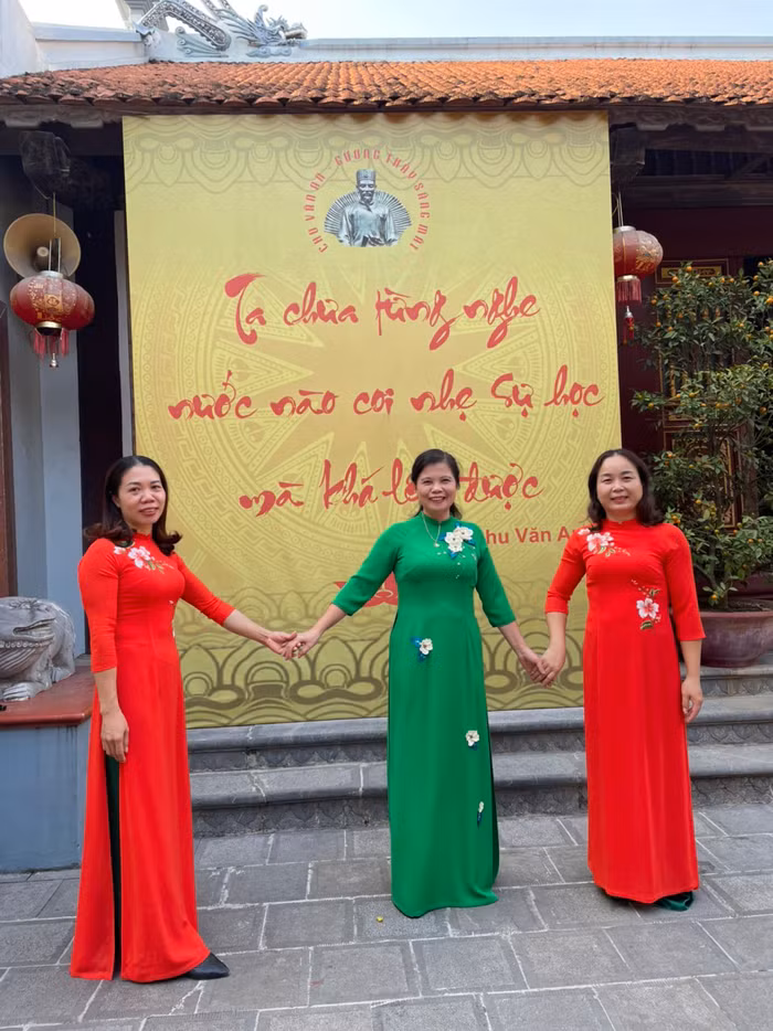 cô hạnh (4).jpg