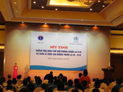 Buổi lễ mit-tinh hưởng ứng "Ngày Thế Giới không thuốc lá 2012" (Ảnh "Hồng Hạnh) Buổi lễ mit-tinh hưởng ứng "Ngày Thế Giới không thuốc lá 2012" (Ảnh "Hồng Hạnh)