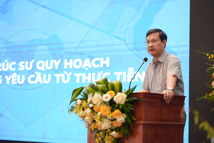 thầy Hùng kiến trúc hà nội.jpg