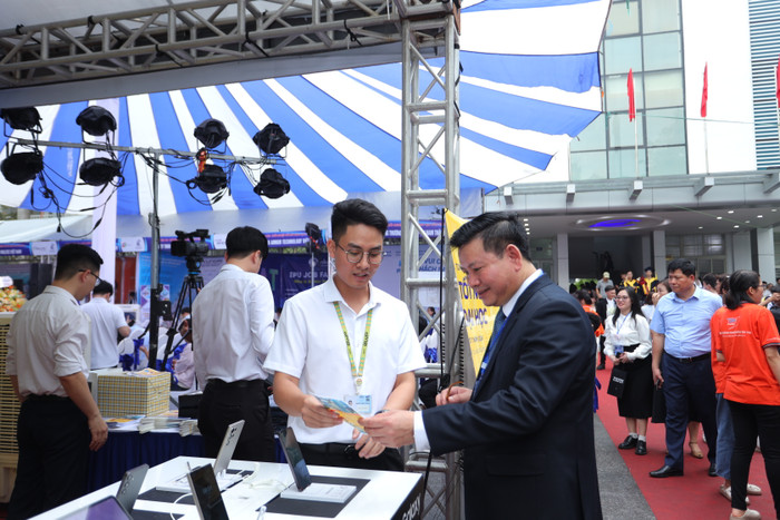 Ngày hội việc làm - EPU’s Job Fair 2024. NGÀY HỘI VIỆC LÀM.JPG