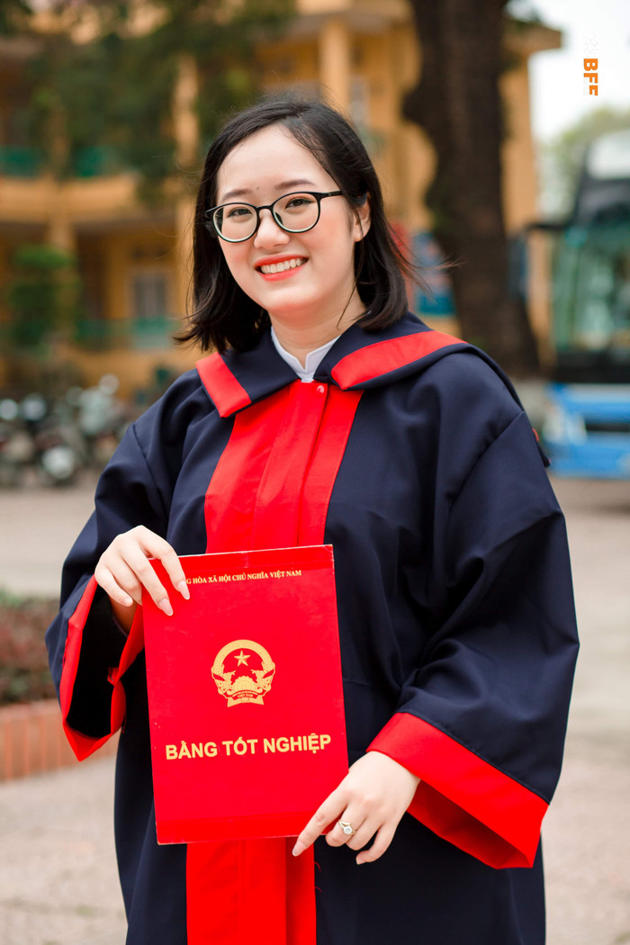 Đặng Thu Uyên là thủ khoa khối C kỳ thi tốt nghiệp trung học phổ thông năm 2022 của tỉnh Phú Thọ. 3e7aa42705c3ab9df2d2.jpg