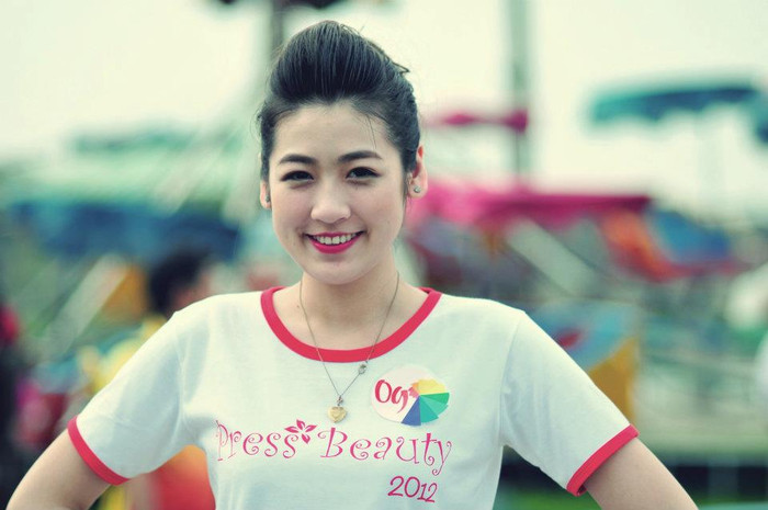 Sở thích/ Ước mơ: Nghe nhạc, xem phim, shopping Sở thích/ Ước mơ: Nghe nhạc, xem phim, shopping