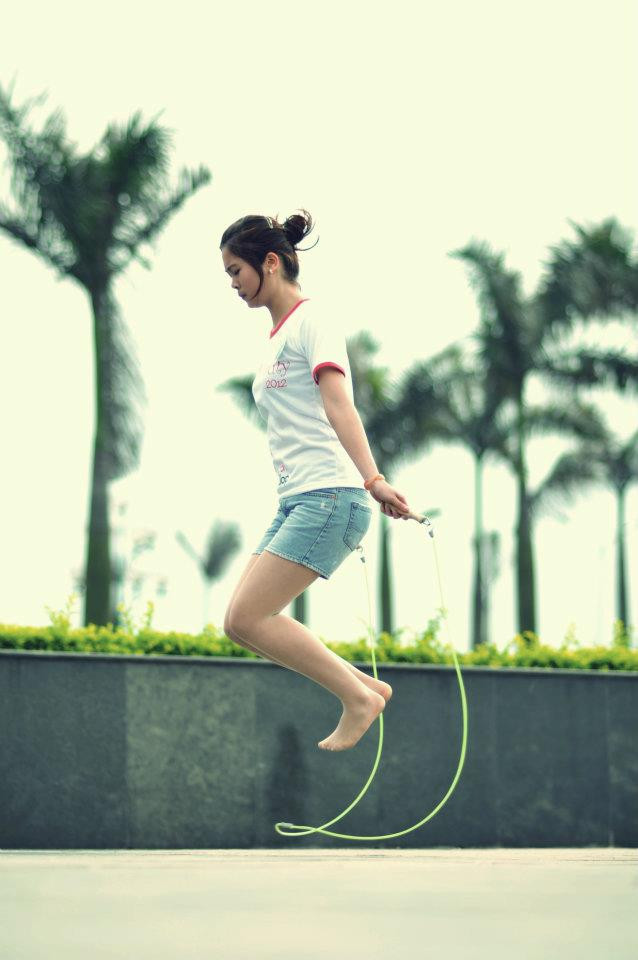 Số đo: 87 – 70 – 90