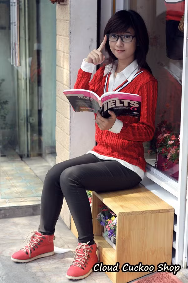 Số đo: 1m62, 47kg. 82-62-90