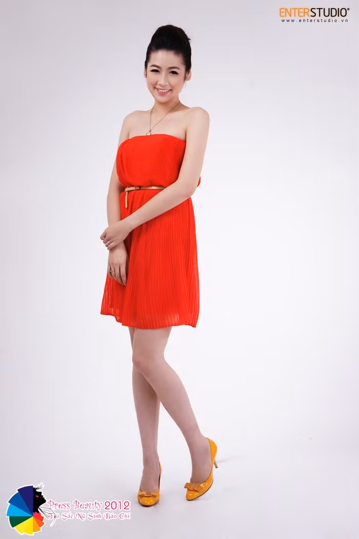 Đến với cuộc thi Press Beauty – Tài sắc nữ sinh báo chí, không chỉ mong muốn được thử sức mình mà còn mong được hoàn thiện bản thân hơn, có cơ hội được giao lưu, học hỏi từ các thí sinh khác Đến với cuộc thi Press Beauty – Tài sắc nữ sinh báo chí, không chỉ mong muốn được thử sức mình mà còn mong được hoàn thiện bản thân hơn, có cơ hội được giao lưu, học hỏi từ các thí sinh khác