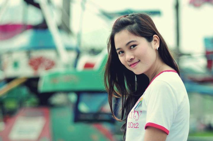 Sở thích/ Ước mơ: Đọc sách, nghe nhạc, nhiếp ảnh, bơi lội, du lịch, hoạt động từ thiện.