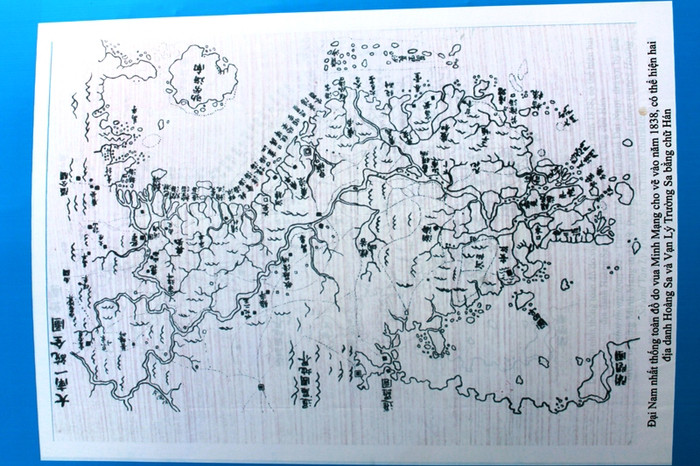 Để khẳng định chủ quyền của Việt Nam đối với hai quần đảo Hoàng Sa, Trường Sa trên biển Đông