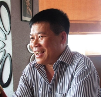 Ông Trần Xuân Thạch chủ nhân và là người lái chiếc siêu xe gây tai nạn Ông Trần Xuân Thạch chủ nhân và là người lái chiếc siêu xe gây tai nạn