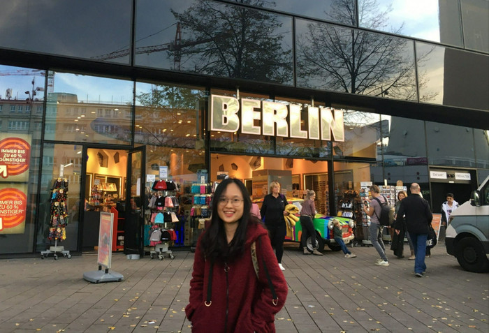 Quỳnh Mây đã từng có ý định từ bỏ Đại học Oxford vì điều kiện tài chính không cho phép. Ảnh: NVCC IMG_1714718745064_1715002436970.jpg