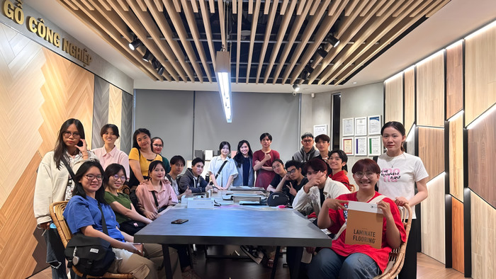 Sinh viên ngành Thiết kế nội thất, Trường Đại học Nguyễn Tất Thành. Ảnh: NTCC 4 SV nguyen tat thanh.jpeg
