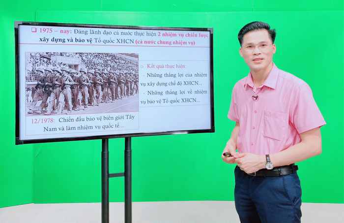 Phó giáo sư, Tiến sĩ Nguyễn Mạnh Hưởng - Trưởng Bộ môn Lý luận và Phương pháp dạy học, Khoa Lịch sử, Trường Đại học Sư phạm Hà Nội. Ảnh: NVCC Ảnh 2 (1).jpg