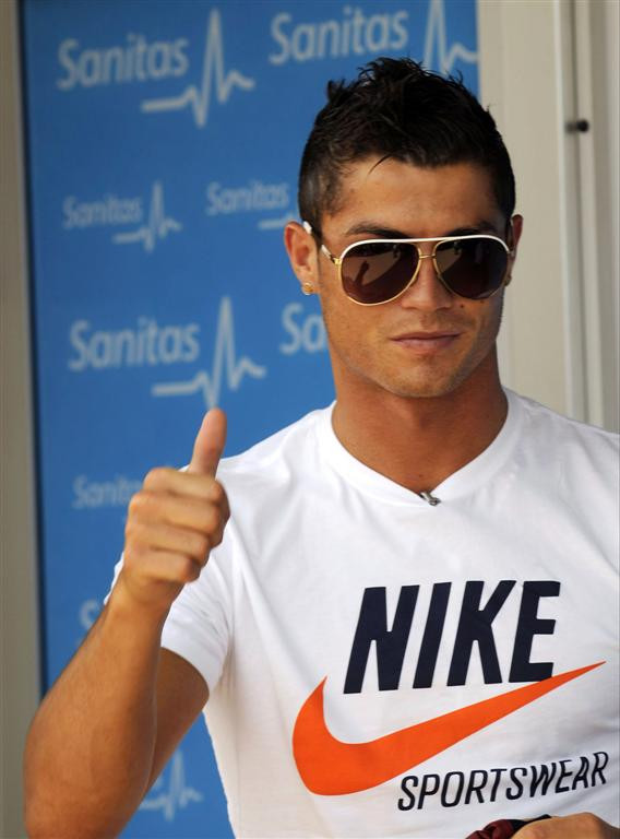 3. Cristiano Ronaldo – 20,3 triệu bảng 3. Cristiano Ronaldo – 20,3 triệu bảng