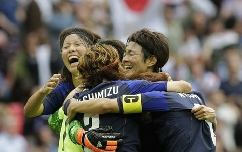 Lập chiến công lớn nhưng các cô gái Nhật cũng chỉ xin một điều nhỏ nhoi