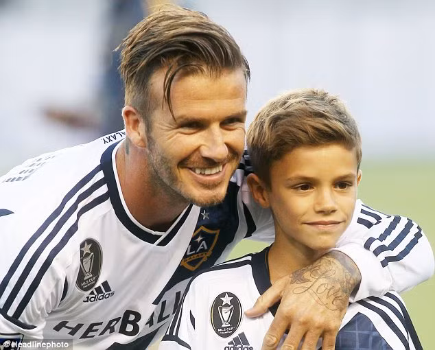Becks và cậu nhóc Romeo Becks và cậu nhóc Romeo