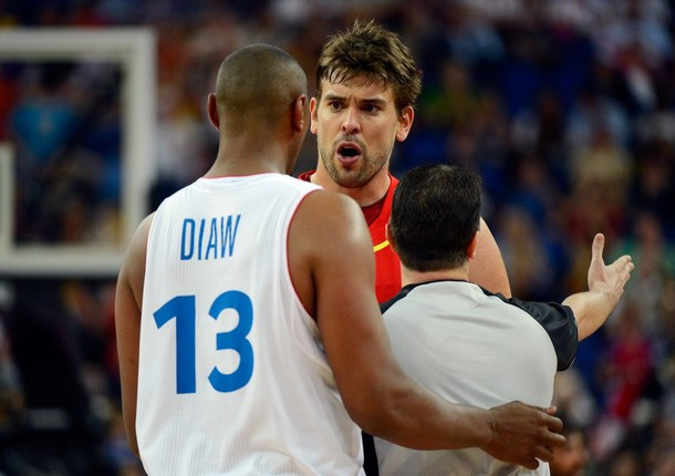 Rất may là trọng tài đã can thiệp kịp thời trước khi có loạn đả Rất may là trọng tài đã can thiệp kịp thời trước khi có loạn đả