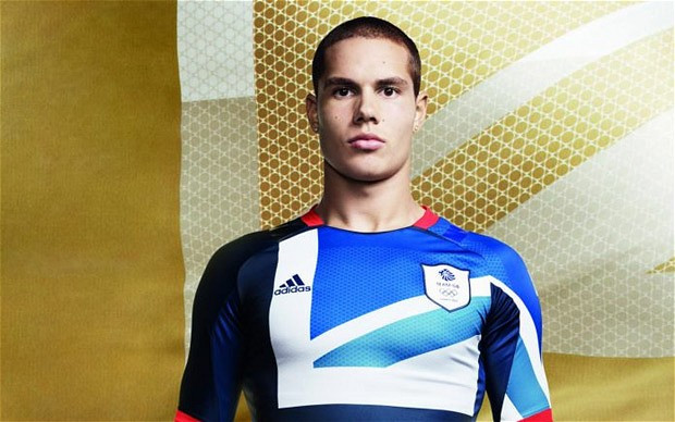 Áo đấu này biểu trưng cho các 4 quốc gia trong Liên hiệp Anh: Anh, Bắc Ireland, Scotland và Wales Áo đấu này biểu trưng cho các 4 quốc gia trong Liên hiệp Anh: Anh, Bắc Ireland, Scotland và Wales