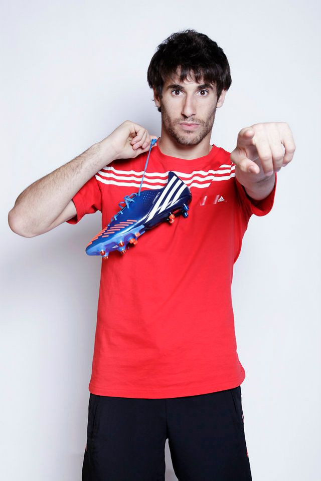 Vì mấy đôi giầy mà Martinez đã phải trải qua một phen khốn khổ